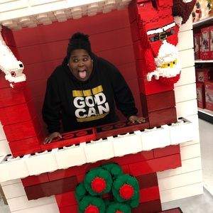 Meet your Posher, Arica